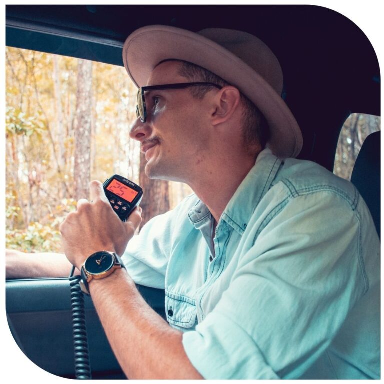 DTX4200XDV Dual Receive UHF CB Radio with Dual Voltage and IP Rating